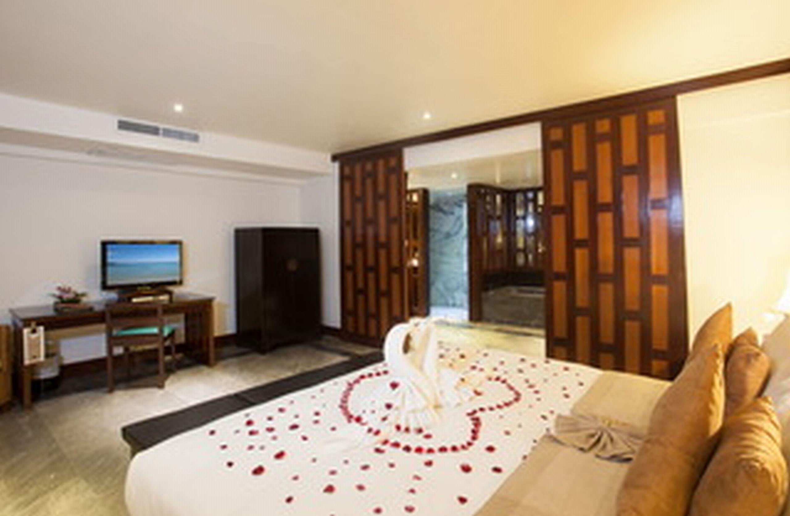 Baan Yin Dee Boutique Resort Phuket - Sha Plus Patong Eksteriør billede